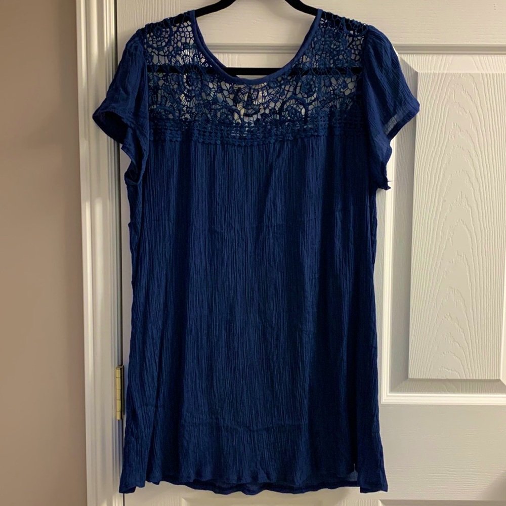 Beautiful lace spring/summer blouse, navy blue, size XL.